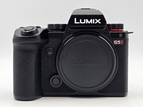 Panasonic lumix s5ii - panasonic,